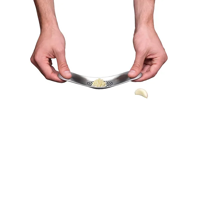 Joseph Joseph Stainless Steel Garlic Crusher 4 Joseph Joseph Stainless Steel Garlic Crusher - Image 2